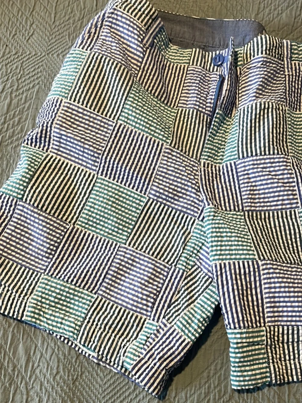 LLBean “favorite fit” seersucker shorts.